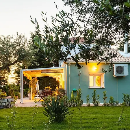 The Secret Garden At Georgia Ferienhaus Kalamata