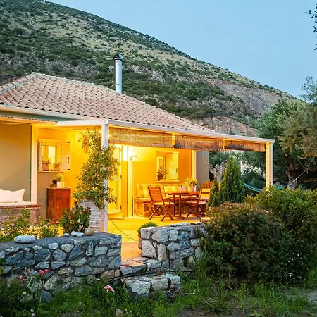 Ferienhaus The Secret Garden At Georgia Kalamata