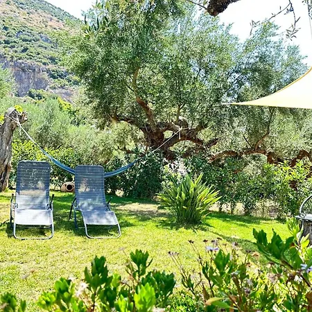 The Secret Garden At Georgia Ferienhaus Kalamata