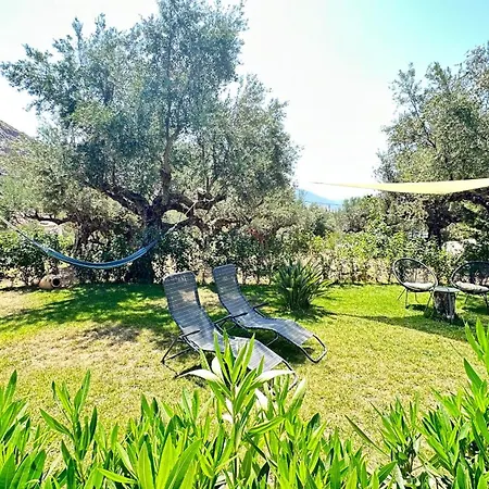 Ferienhaus The Secret Garden At Georgia Kalamata