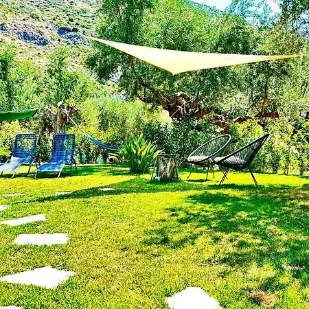 Ferienhaus The Secret Garden At Georgia