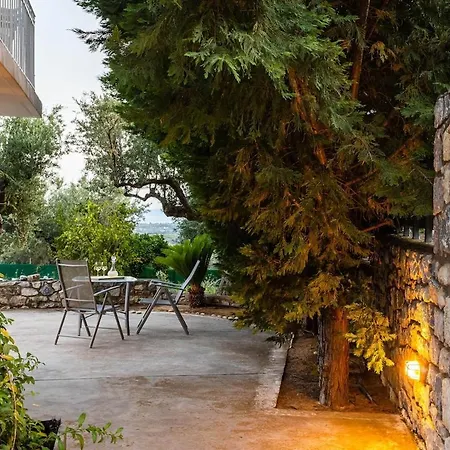 The Secret Garden At Georgia Kalamáta