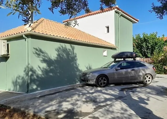 펜션 The Secret Garden At Georgia 칼라마타