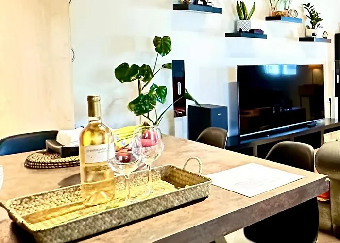 펜션 The Secret Garden At Georgia 칼라마타